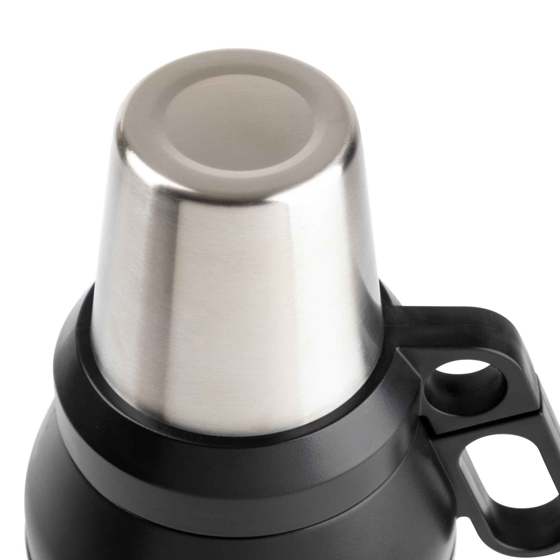 64-oz-stack-growler-m3 32701-WEB_04_0076d48d-5559-4d08-910c-361263018e65.jpg
