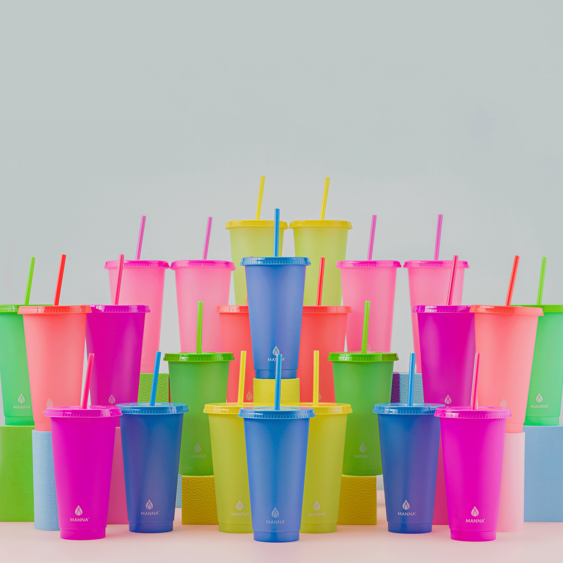 24-piece-original-color-changing-cup-set-v5 A0029811.gif